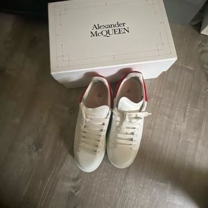 Alexander McQUEEN worn twice to school no shoe souls comes with box